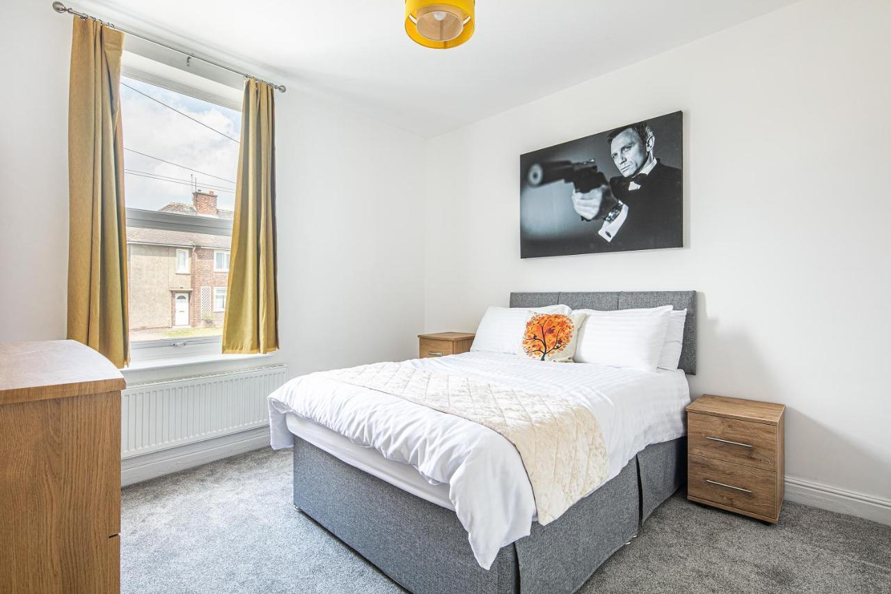 Rotherham'S Bond House Villa Esterno foto